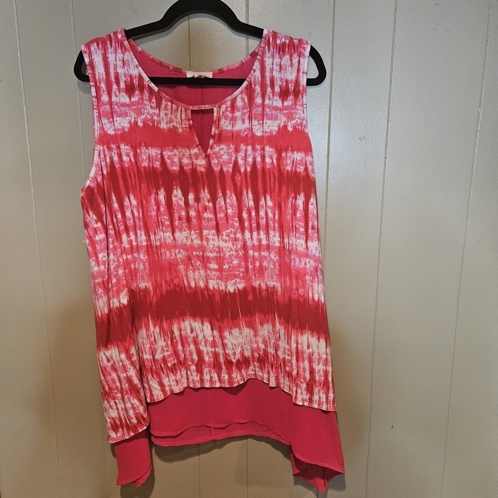 Ava James Tie-Dye Hi-Low Tunic Top – Women’s Plus 2X – Red & White Sleeveless